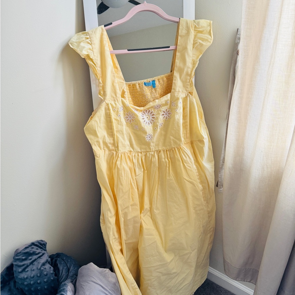 Maddie Embroidered
Babydoll Dress in
Yellow Stripe